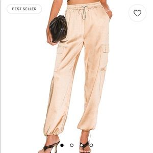 Superdown Rita Cargo Pant in Champagne size XS